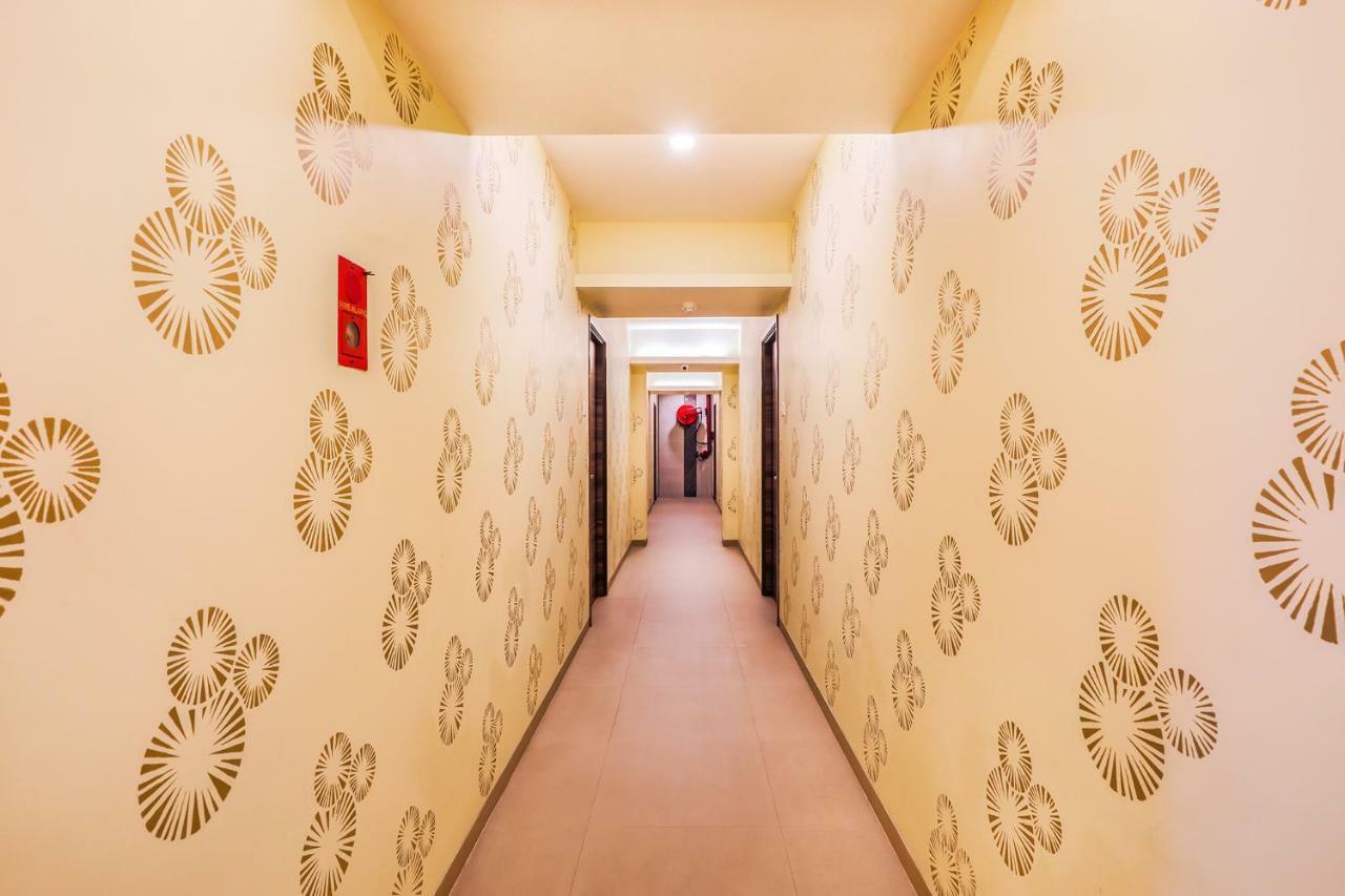 Fabhotel Landmark Residency - Nr Midc Turbhe Turambhe Екстериор снимка