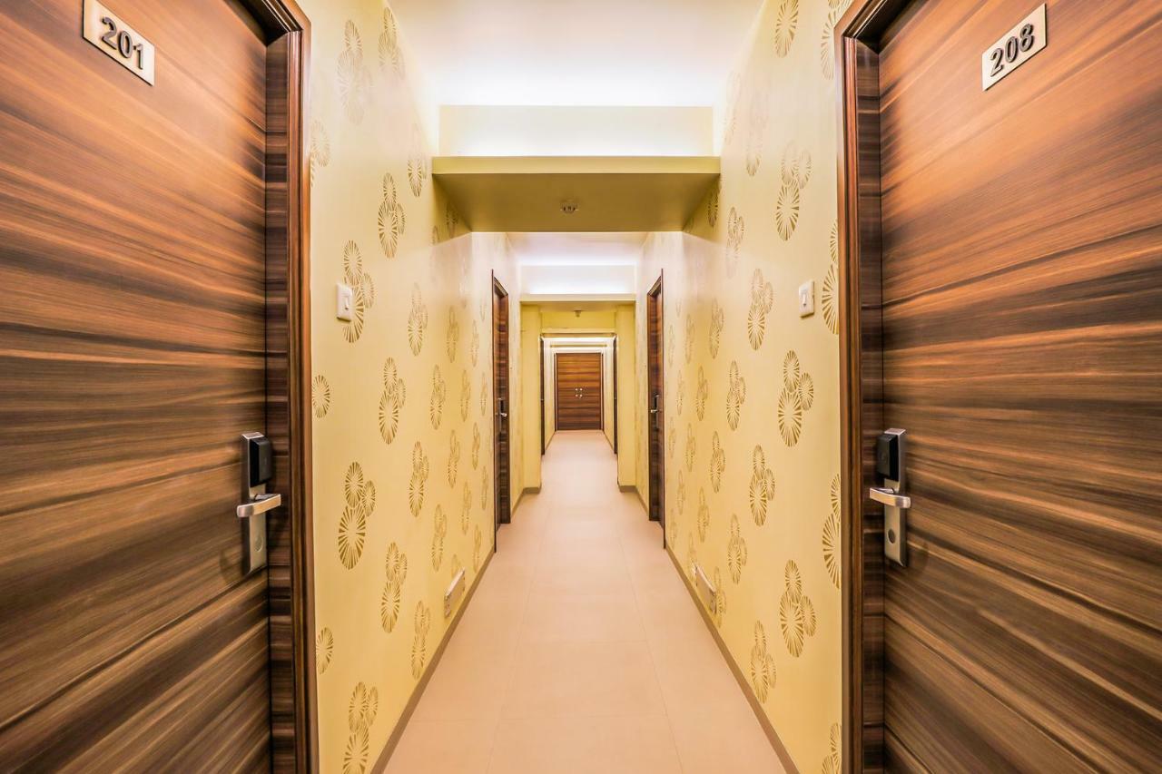 Fabhotel Landmark Residency - Nr Midc Turbhe Turambhe Екстериор снимка